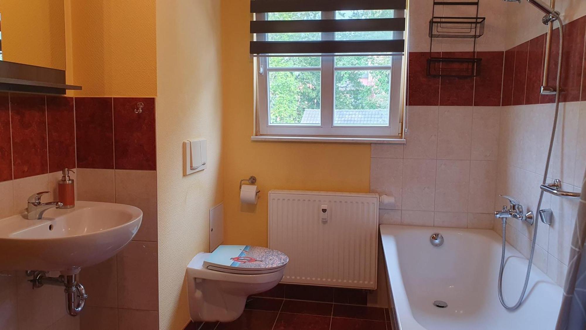 Ferienwohnung Im Gutshof Direkt Gegenueber Dem Schloss, Rhododendronpark Mit Terrasse Und Wlan Kromlau Exterior photo